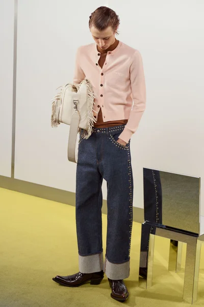Look 18